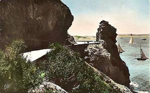 CO f- 016- Rocher de la vieille